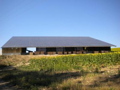 Centrale photovoltaïque intégrée basse tension de Plaimpied-Givaudins (18)